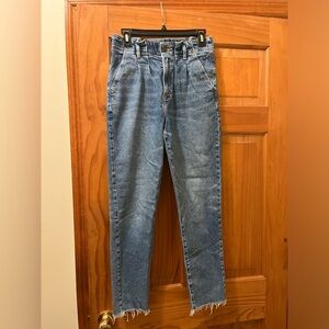 Hollister mom jeans size 27